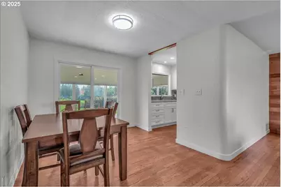 19448 SW Scholls Ferry Rd, Beaverton, OR 97007 - Photo 15