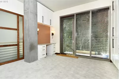 922 NW 11th Ave #104, Portland, OR 97209 - Photo 9