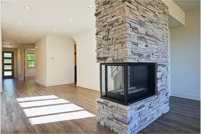 29280 SW Costa Cir, Wilsonville, OR 97070 - Photo 15