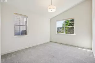 29280 SW Costa Circle, Wilsonville, OR 97070 - Photo 17