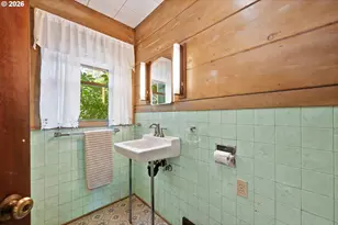 90357 Thomson Ln, Vida, OR 97488 - Photo 25