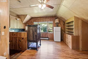 90357 Thomson Ln, Vida, OR 97488 - Photo 31