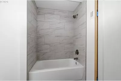 90357 Thomson Ln, Vida, OR 97488 - Photo 21
