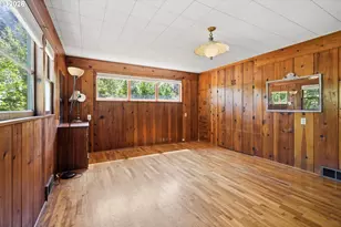90357 Thomson Ln, Vida, OR 97488 - Photo 23