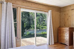 90357 Thomson Ln, Vida, OR 97488 - Photo 19