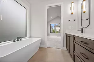 760 N V St, Washougal, WA 98671 - Photo 23