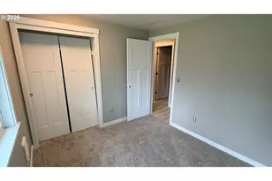 283 NE 34th Pl, Hillsboro, OR 97124 - Photo 13