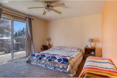 52320 SW Taylor St, Scappoose, OR 97056 - Photo 23