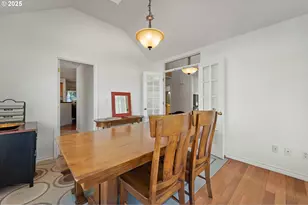 15540 Partridge Dr, Lake Oswego, OR 97035 - Photo 17