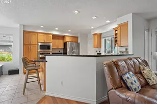 15540 Partridge Dr, Lake Oswego, OR 97035 - Photo 9