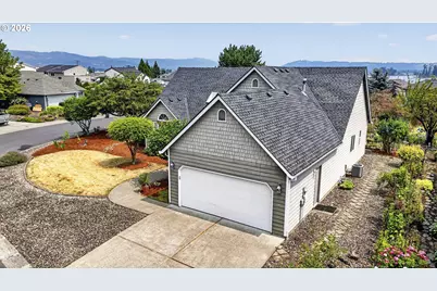255 Spinnaker Way, Columbia City, OR 97018 - Photo 25