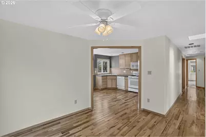 255 Spinnaker Way, Columbia City, OR 97018 - Photo 9