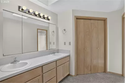 255 Spinnaker Way, Columbia City, OR 97018 - Photo 23
