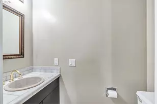 4645 NW 191st Ave, Portland, OR 97229 - Photo 13