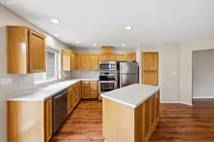 7368 Meadowglen St, Keizer, OR 97303 - Photo 13