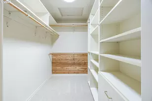 410 Spyglass Dr, Eugene, OR 97401 - Photo 13