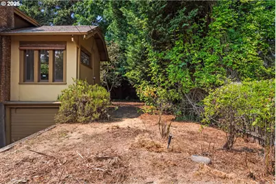 6219 N Minnesota Ave, Portland, OR 97217 - Photo 5