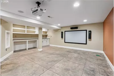 811 Oak St, Hood River, OR 97031 - Photo 37