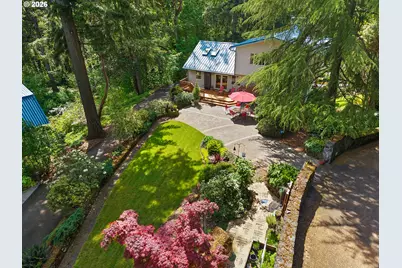 10902 S Huntington Dr, Oregon City, OR 97045 - Photo 9
