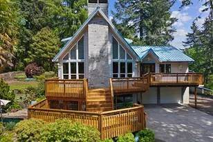 10902 S Huntington Dr, Oregon City, OR 97045 - Photo 1