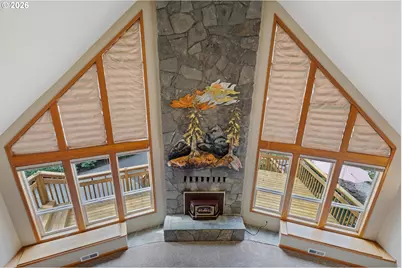 10902 S Huntington Dr, Oregon City, OR 97045 - Photo 29