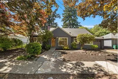 7939 SW 11th Ave, Portland, OR 97219 - Photo 3