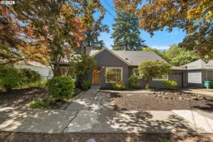 7939 SW 11th Ave, Portland, OR 97219 - Photo 3