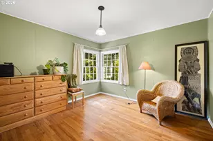 7939 SW 11th Ave, Portland, OR 97219 - Photo 17