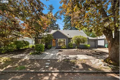 7939 SW 11th Ave, Portland, OR 97219 - Photo 45