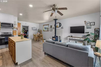 16122 Lava Dr, La Pine, OR 97739 - Photo 7