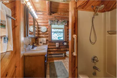3262 Lake Forest Rd, Chiloquin, OR 97624 - Photo 9