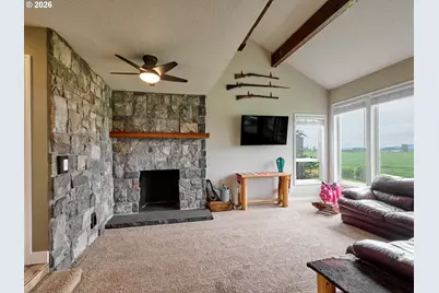 9293 Broadacres Rd NE, Aurora, OR 97002 - Photo 7