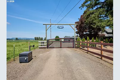 9293 Broadacres Rd NE, Aurora, OR 97002 - Photo 25