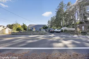 844 Rhododendron Dr, Florence, OR 97439 - Photo 3