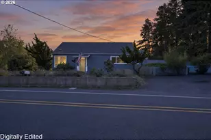 844 Rhododendron Dr, Florence, OR 97439 - Photo 5