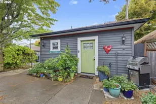 4249 SE Stark St, Portland, OR 97215 - Photo 41