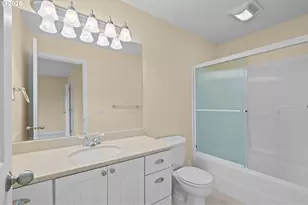 906 SW 7th St, Newport, OR 97365 - Photo 11