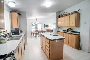 28285 Spencer Creek Rd, Eugene, OR 97405 - Photo 7