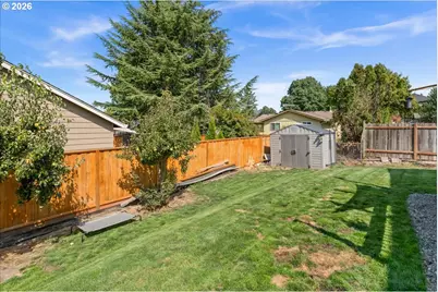 228 E 12th St, Lafayette, OR 97127 - Photo 35