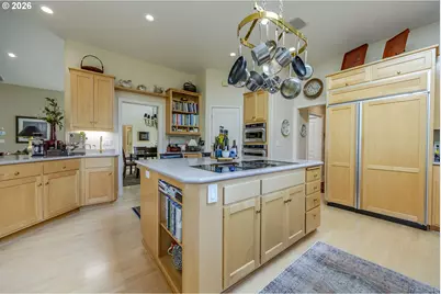 755 Sand Ave, Eugene, OR 97401 - Photo 17