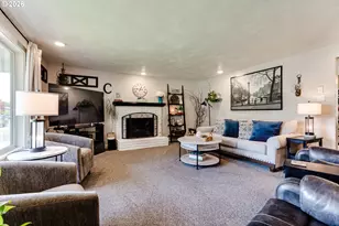1014 Cinnamon Ave, Eugene, OR 97404 - Photo 5