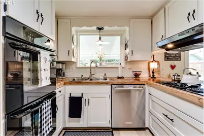 1014 Cinnamon Ave, Eugene, OR 97404 - Photo 13