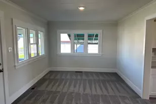 402 S 4th Ave, Kelso, WA 98626 - Photo 9