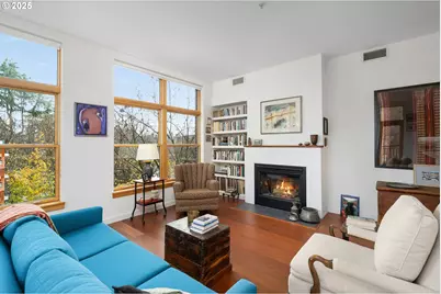821 NW 11th Ave #321, Portland, OR 97209 - Photo 11