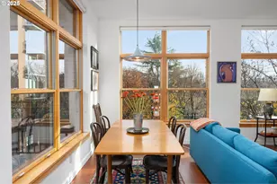 821 NW 11th Ave, Portland, OR 97209 - Photo 13