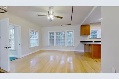 998 Ferry Ln, Eugene, OR 97401 - Photo 5