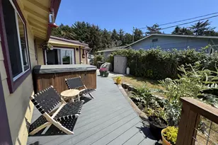 30388 Hillside Terrace, Gold Beach, OR 97444 - Photo 9