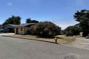 30388 Hillside Terrace, Gold Beach, OR 97444 - Photo 3