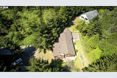 89453 Rustic Ln, Florence, OR 97439 - Photo 5