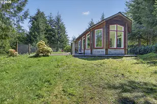 89453 Rustic Ln, Florence, OR 97439 - Photo 9